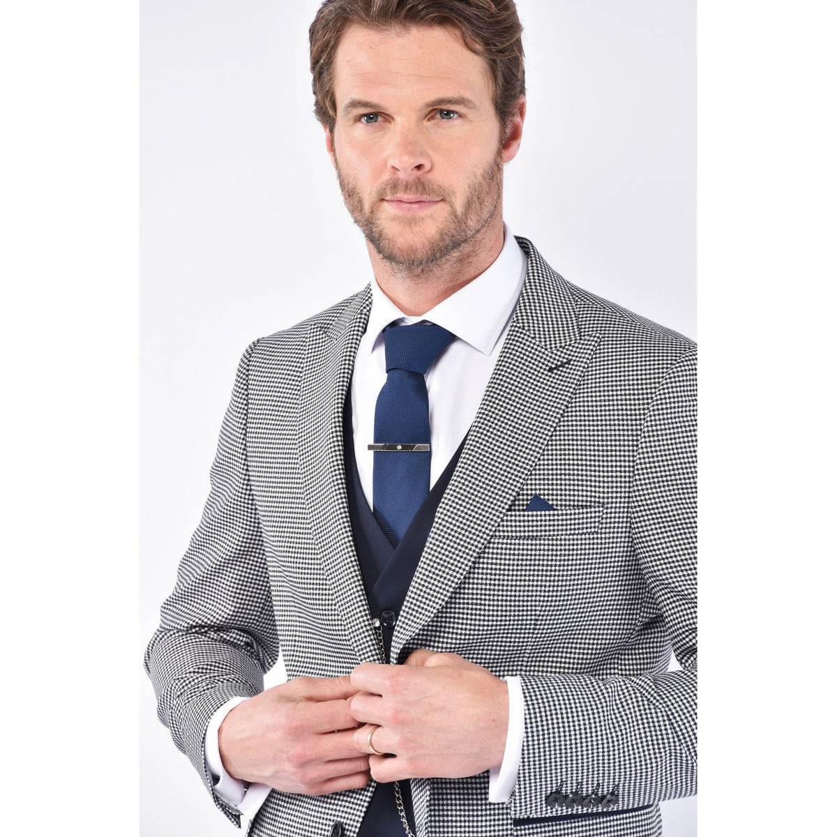 CB Koda 2 Tailored Slim Fit Houndstooth Design Print Blazer - Navy/White