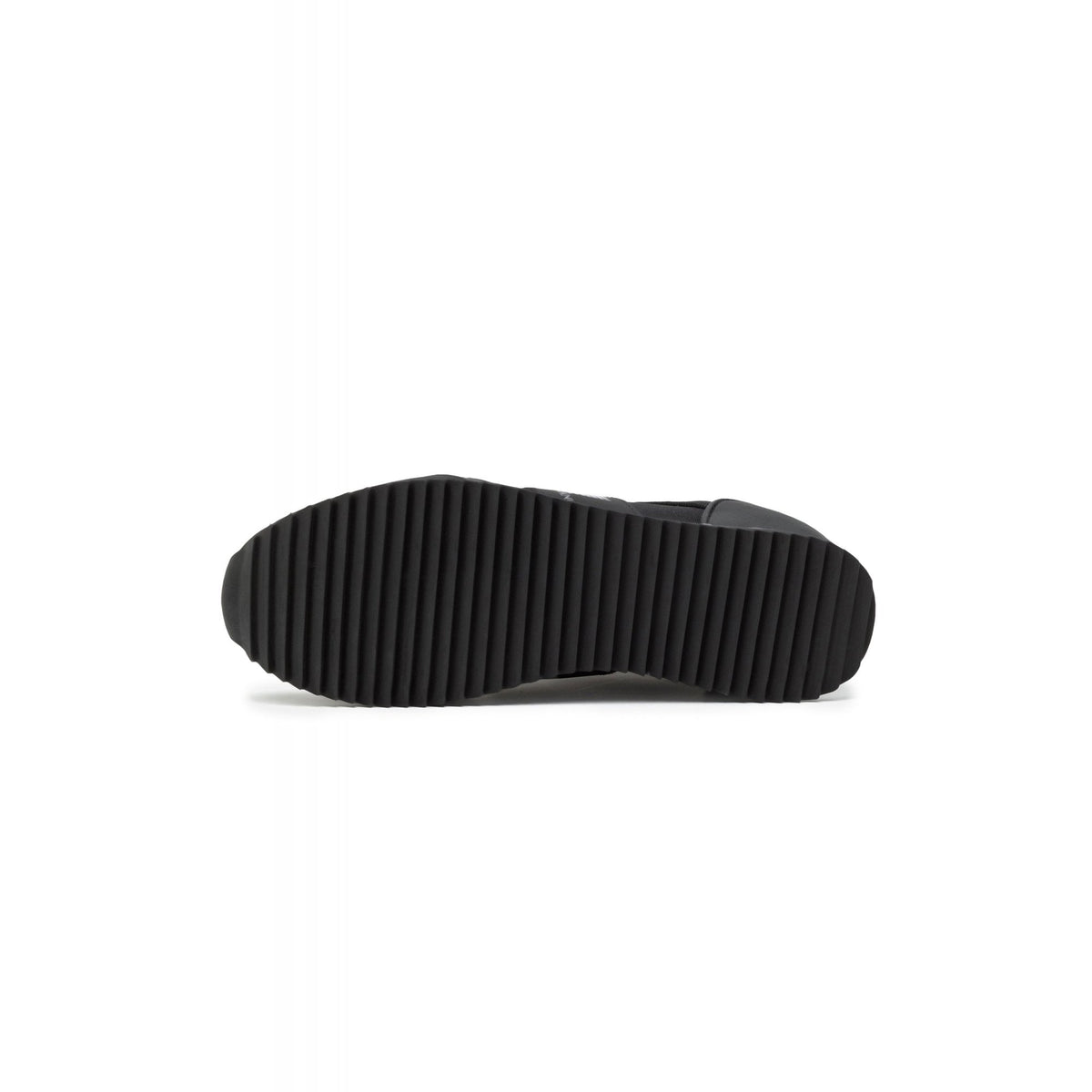 EA7 | Emporio Armani X8X027 XK219 Woven Fabirc Running Style Trainer - Black/White