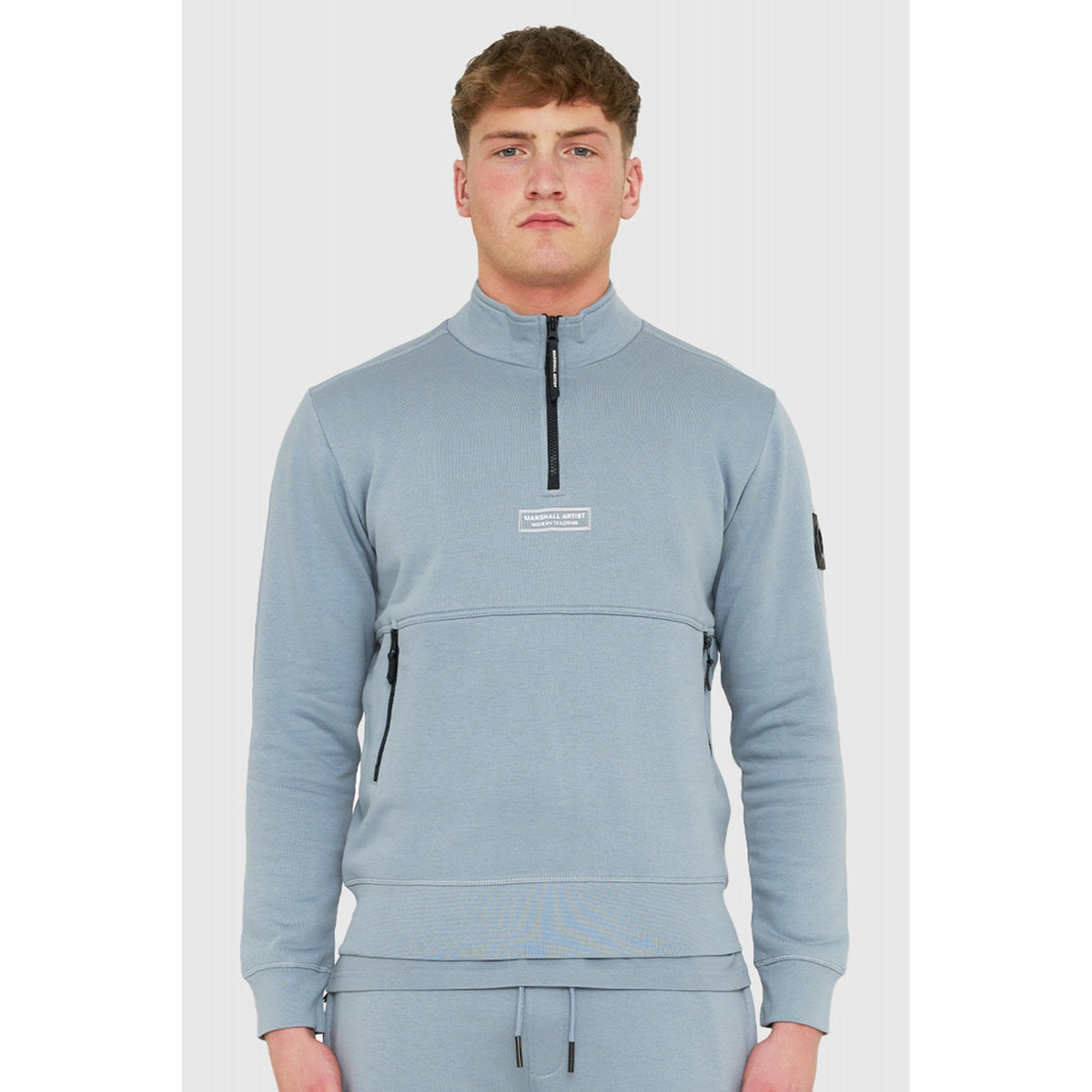 Marshall Artist | 0528 Quarter-Zip Siren Sleeve Badge Signature Injection Logo Sweat Top