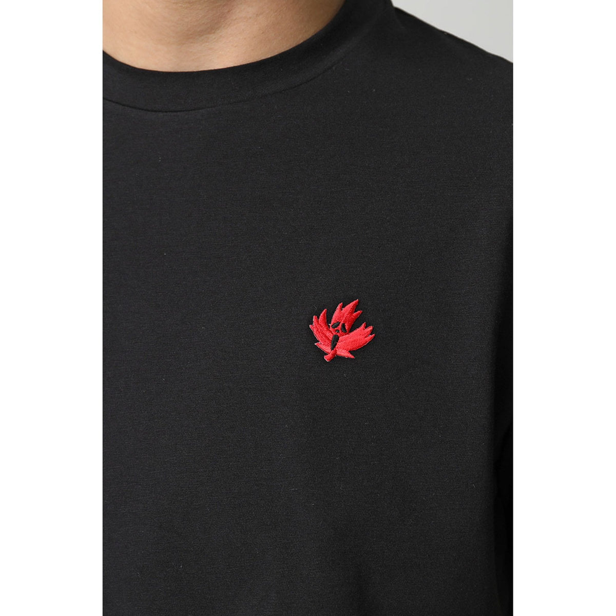 DSQUARED2 | D9M105470 Crew Neck Long Sleeve Red Logo Slim Fit Top - Black
