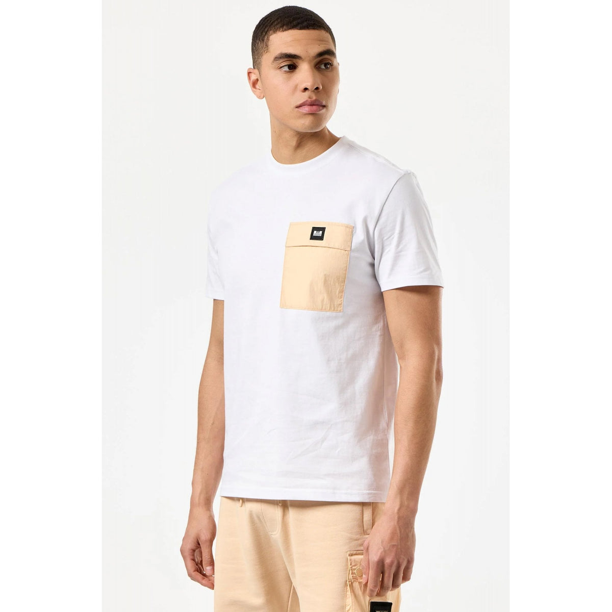 Weekend Offender TS1A15 Stiniva Contrast Parachute Nylon Pocket T-Shirt - White/Deep Champagne