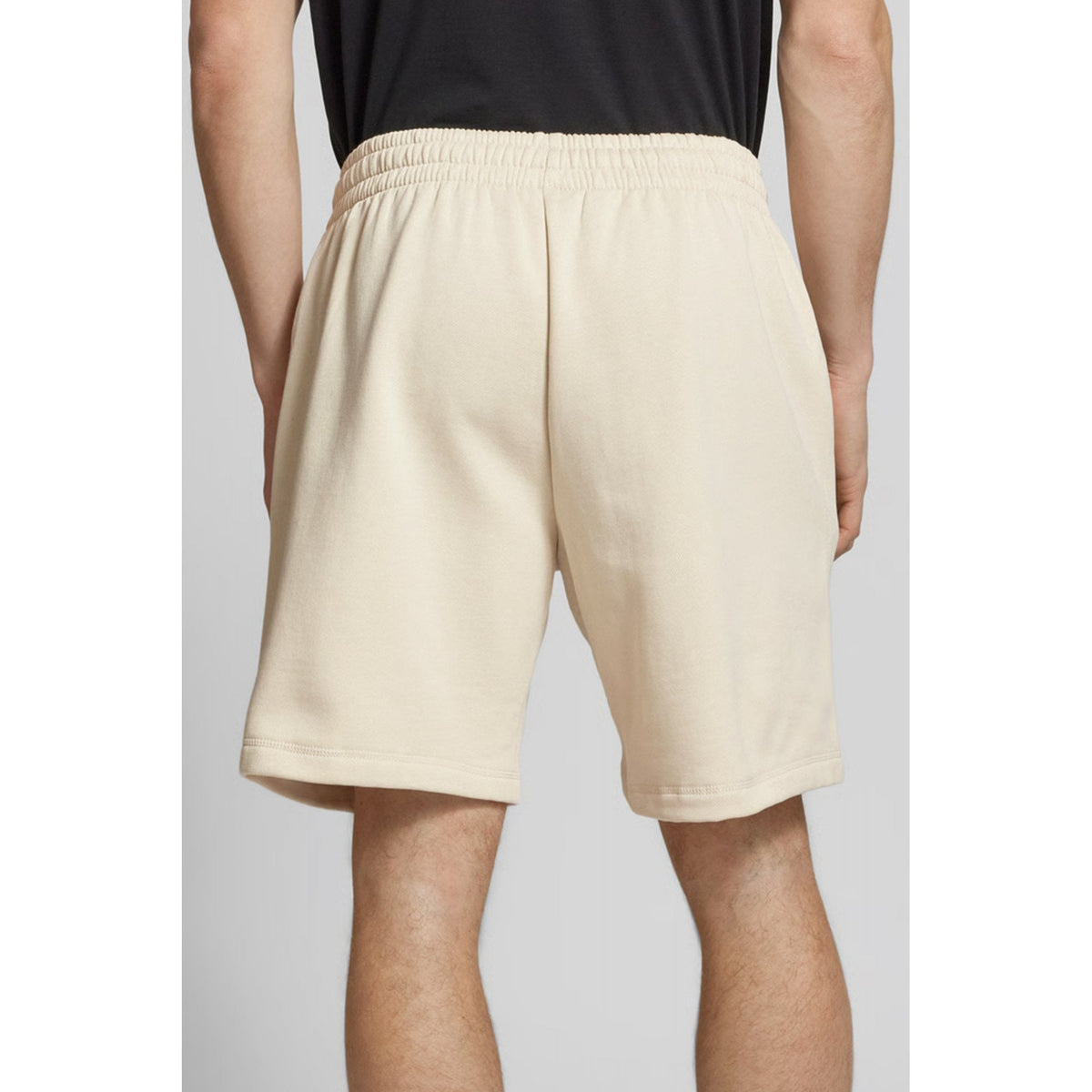 EA7 | Emporio Armani 7M000241 AF10377 Train Visibility Rubberised Logo Short - Almond Beige