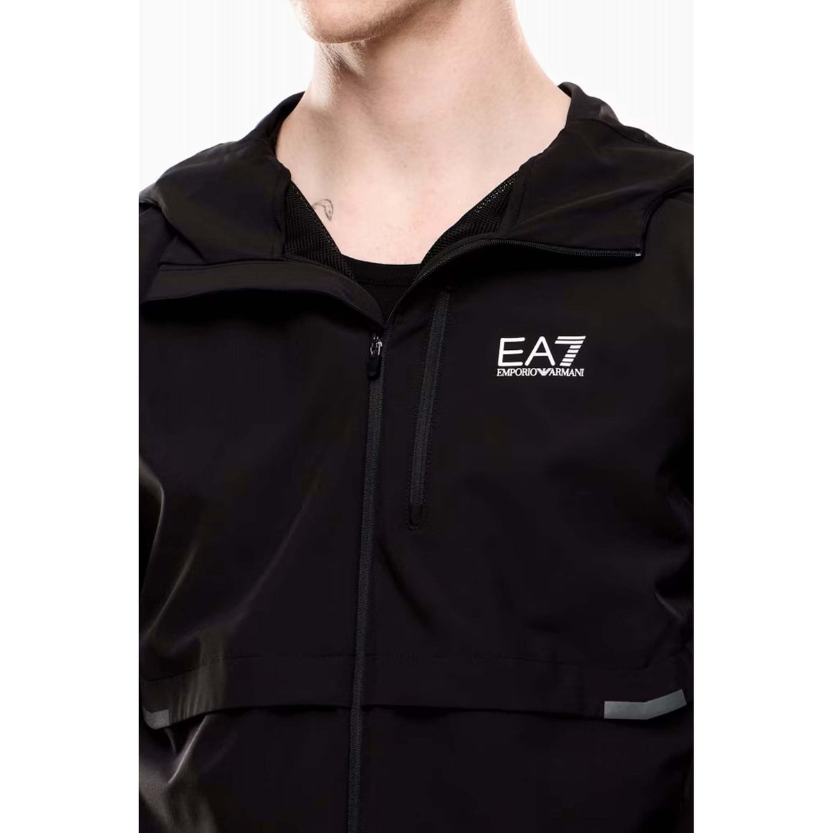 EA7 | Emporio Armani 7M000071 AF13392 Dynamic Athlete VENTUS7 Lightweight Hood Jacket - Black