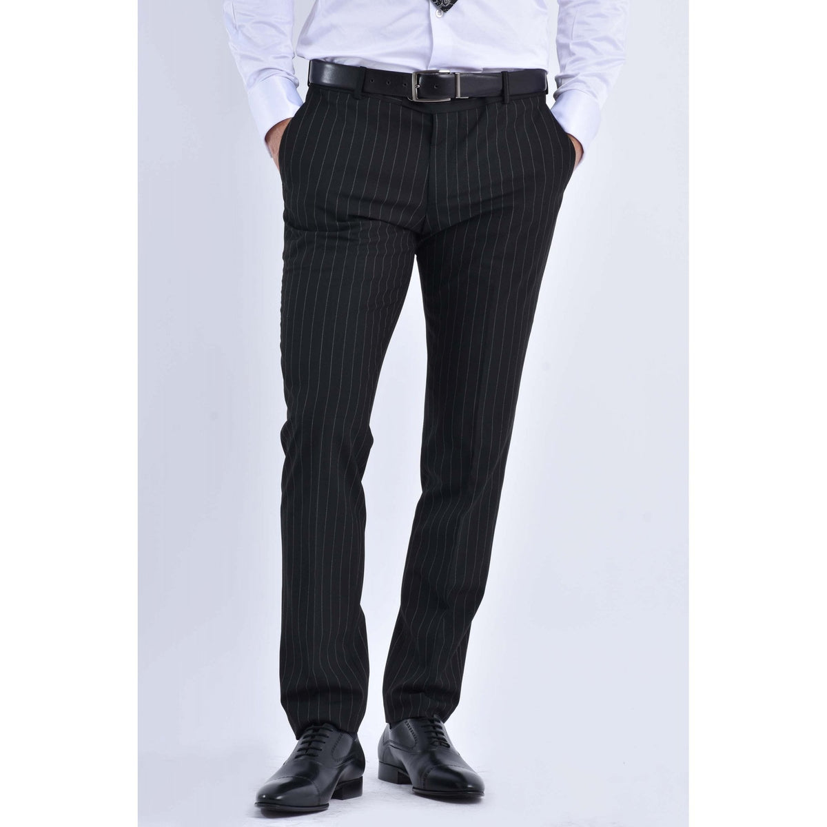 CB Greenwich Tailored Slim Fit Pinstripe Double-Breasted 2 Piece Suit