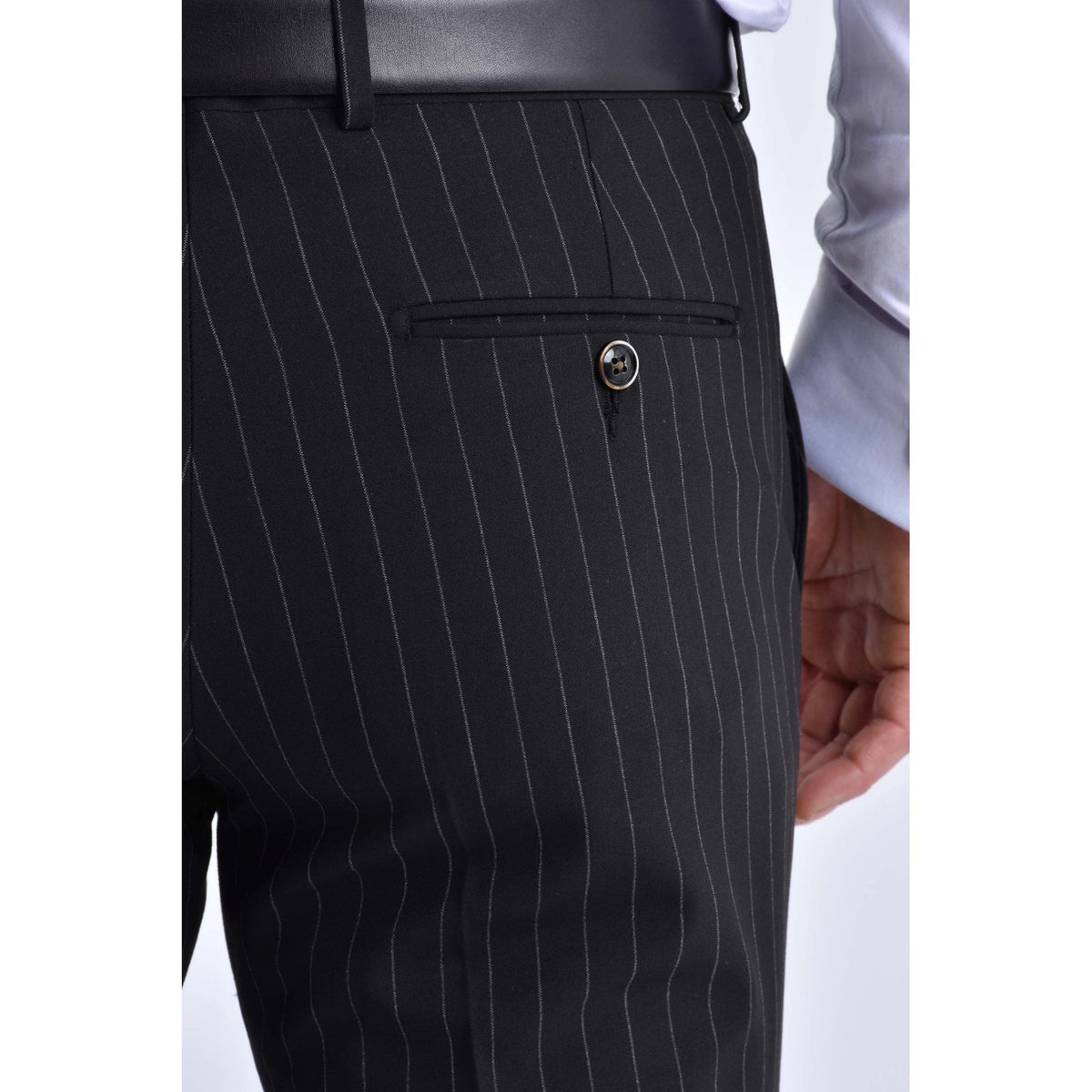 CB Greenwich Tailored Slim Fit Pinstripe Double-Breasted 2 Piece Suit