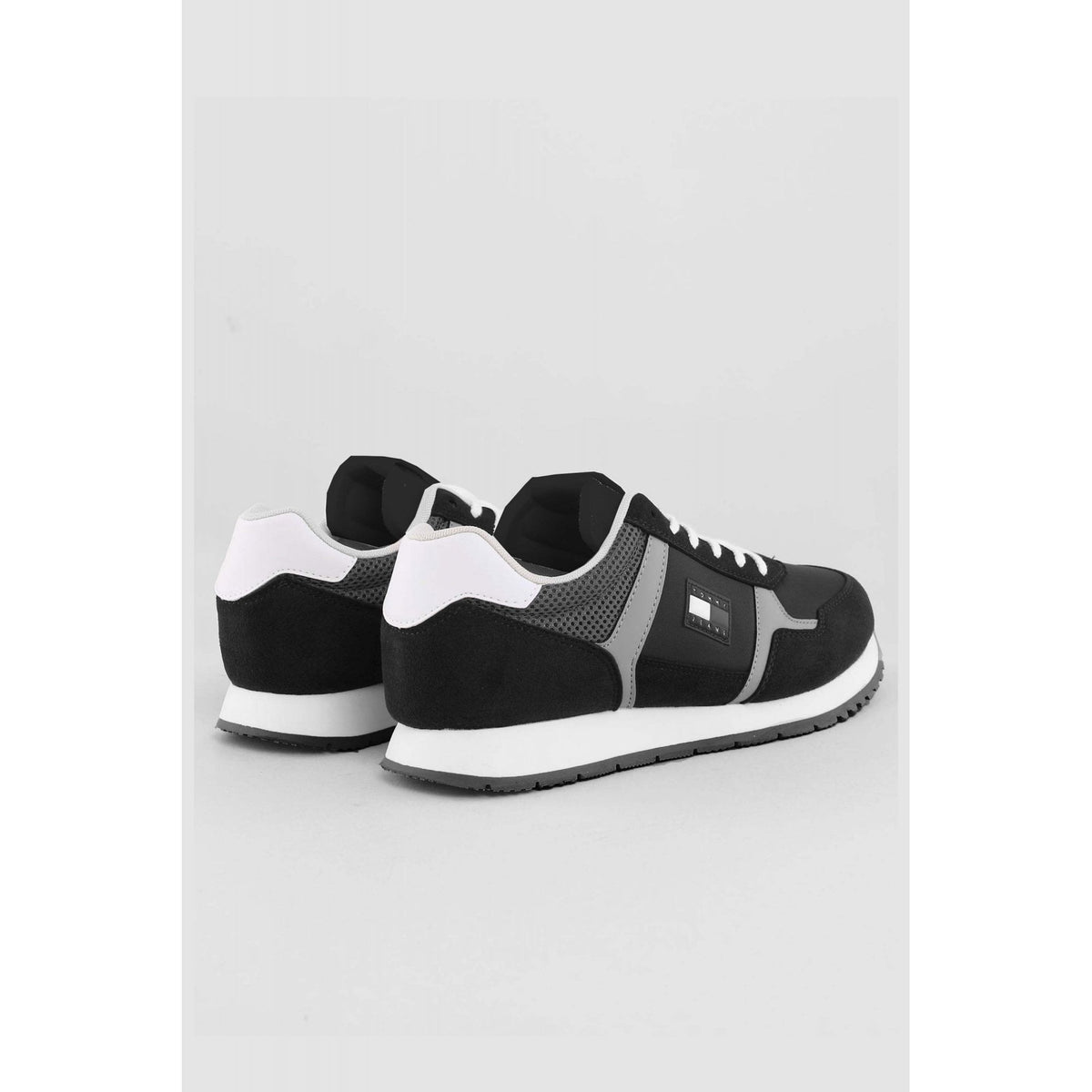 Tommy Jeans | EM01617 Retro-Inspired Running Style Trainer