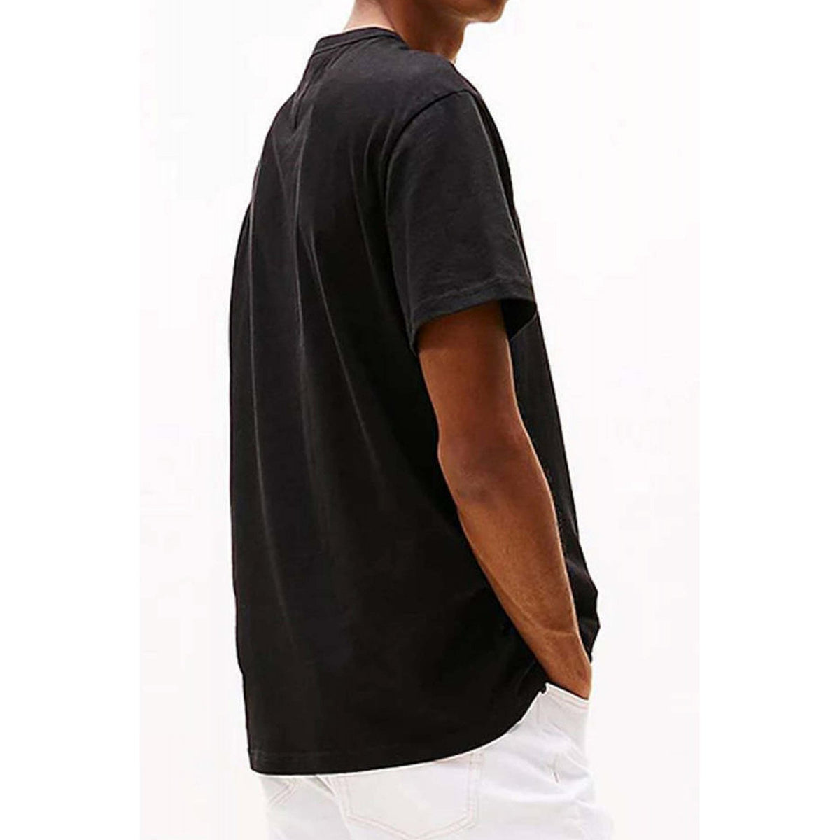 Tommy Jeans | DM20322 Core Regular Badge Logo Half Sleeve T-Shirt
