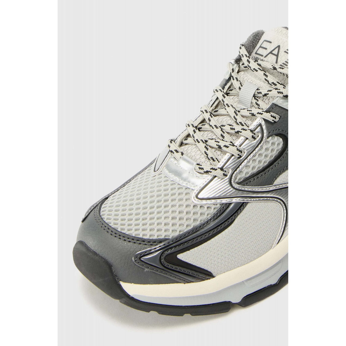 EA7 | Emporio Armani X8X249 XK446 Predator Logo Textured Mesh Style Trainer