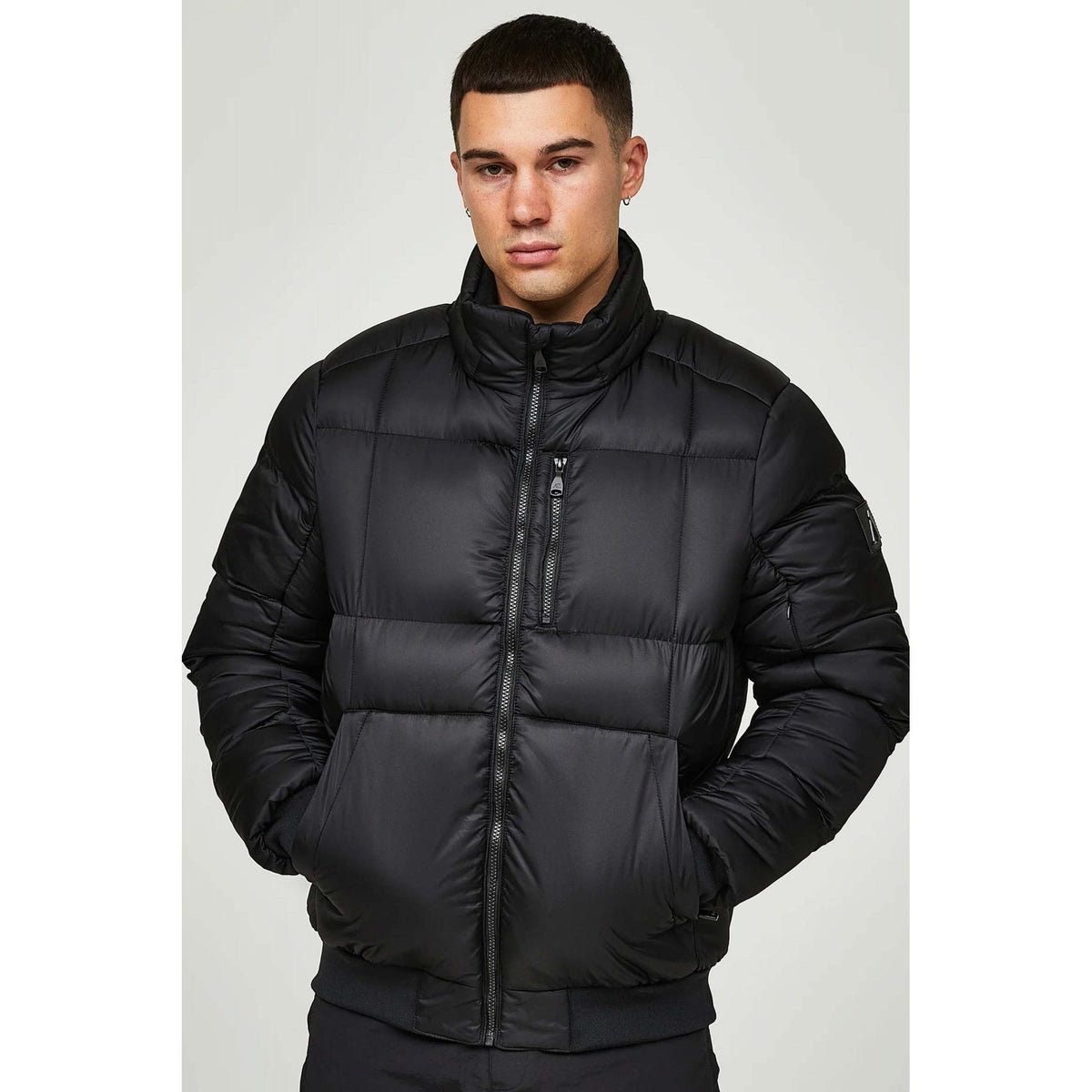 Alessandro Zavetti | AZ Savinio 5964 Short Puffer Bomber Faux Fur Hood Jacket - Black