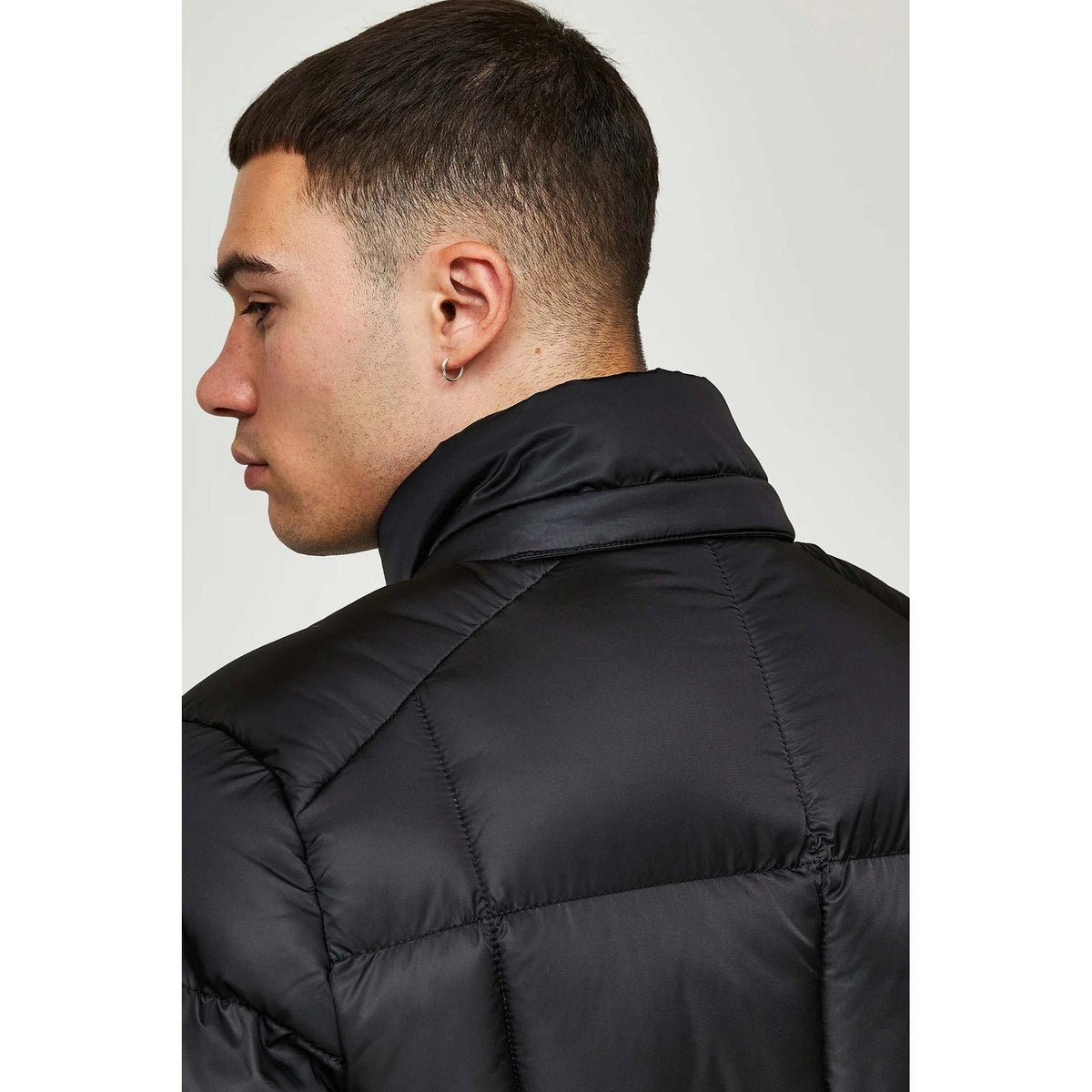 Alessandro Zavetti | AZ Savinio 5964 Short Puffer Bomber Faux Fur Hood Jacket - Black