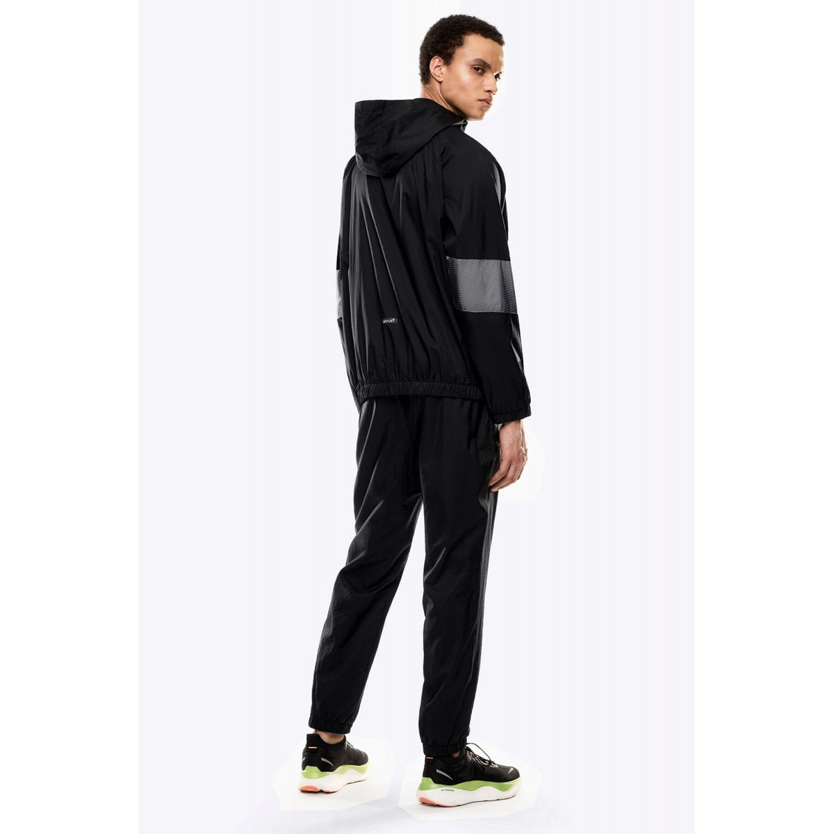 EA7 | Emporio Armani AF13415 0646 Dynamic Athlete Technical Fabric VENTUS7 Hood Tracksuit Set - Black