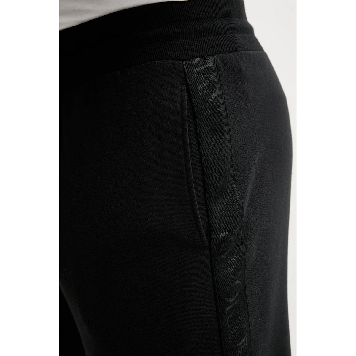 EA7 | Emporio Armani AF14976 1867 Contrast Tape Logo Jogger - Black