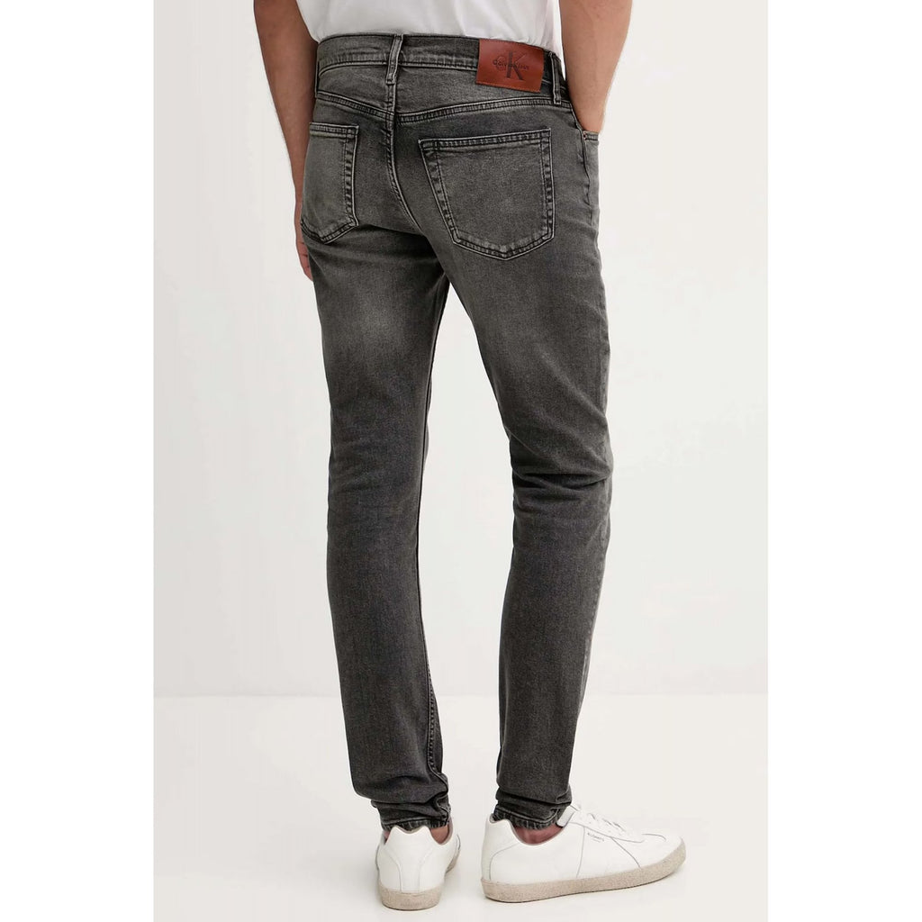 Calvin Klein Jeans | LV04RD702G Tapered Slim Fit Denim Jean - Grey Wash
