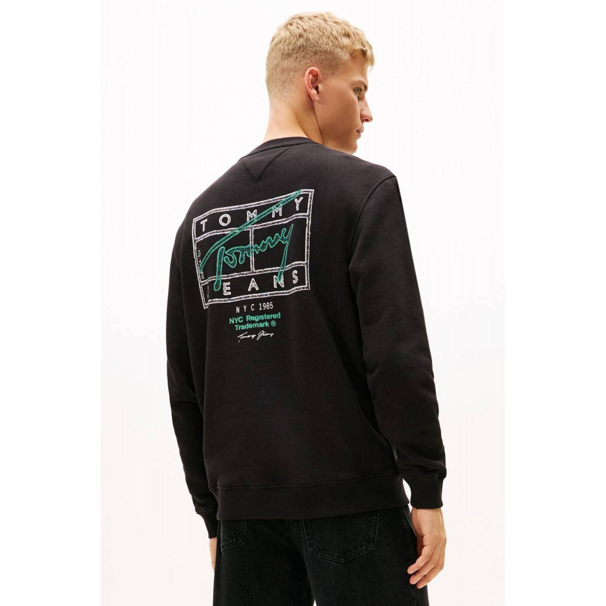 Tommy Jeans | DM22366 Regular Entry DNA Play Back Logo Crew Sweat Top