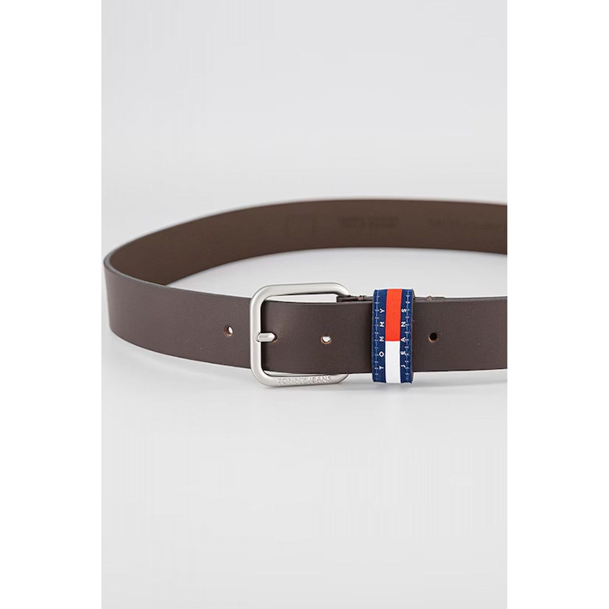 Tommy Jeans | AM136888 Ryan Logo Keeper Leather Metal Buckle Belt
