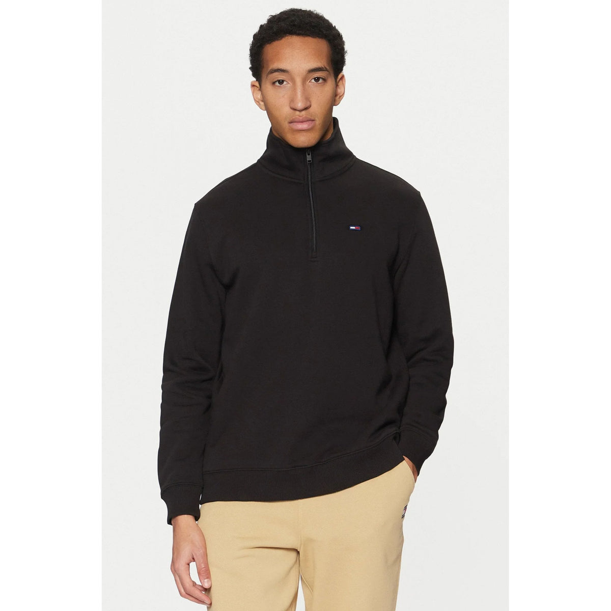 Tommy Jeans | DM20339 Regular Fleece 1/4 Zip Mock High Neck Small Logo Top - Black
