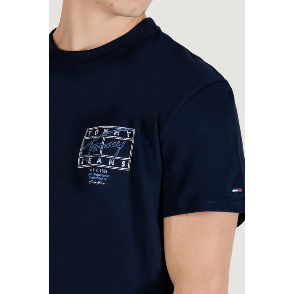 Tommy Jeans | DM22319 Regular Script Sign Spray Back Logo Print Half Sleeve T-Shirt