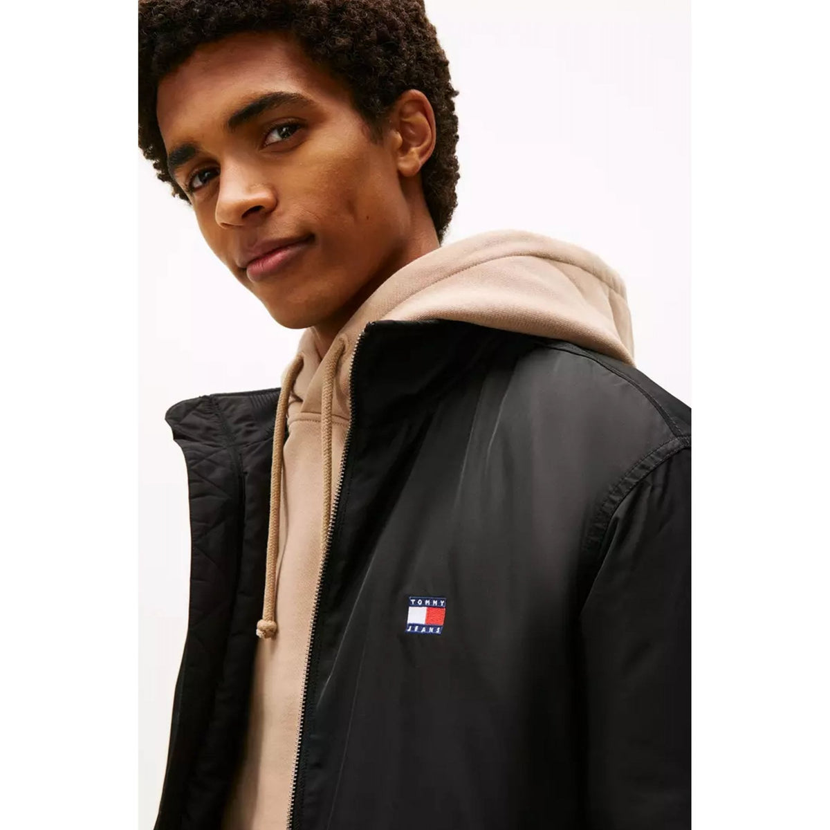 Tommy Jeans | DM22720 Essential Waterproof Padded Standup Collar Jacket - Black
