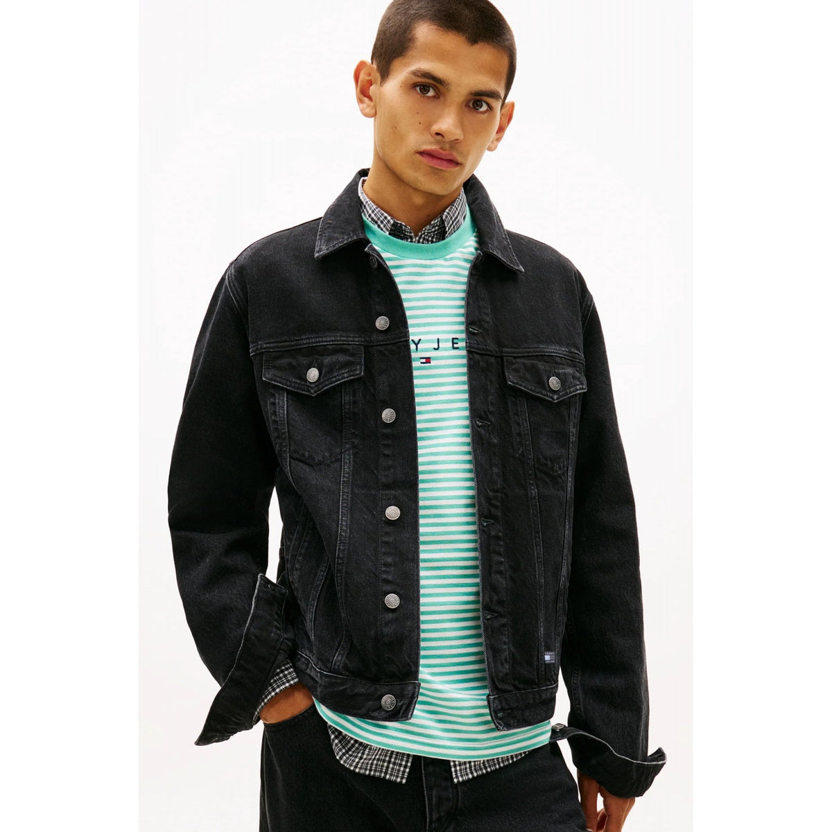 Tommy Jeans | DM22670 Ryan Button Down Regular Denim Jacket - Black