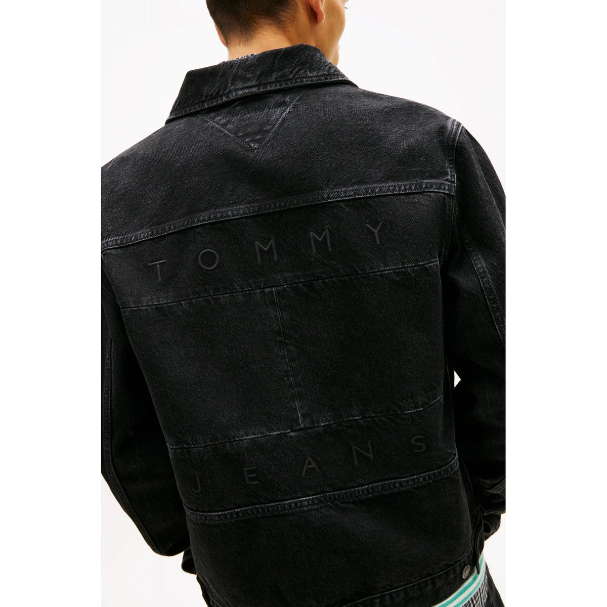 Tommy Jeans | DM22670 Ryan Button Down Regular Denim Jacket - Black
