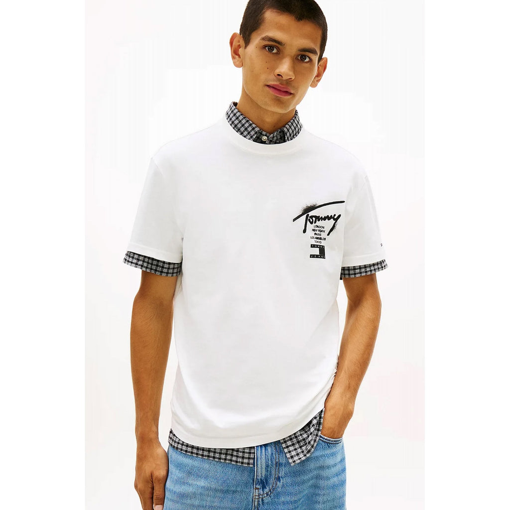 Tommy Jeans | DM22553 Regular City Sign Script Logo Print Half Sleeve T-Shirt