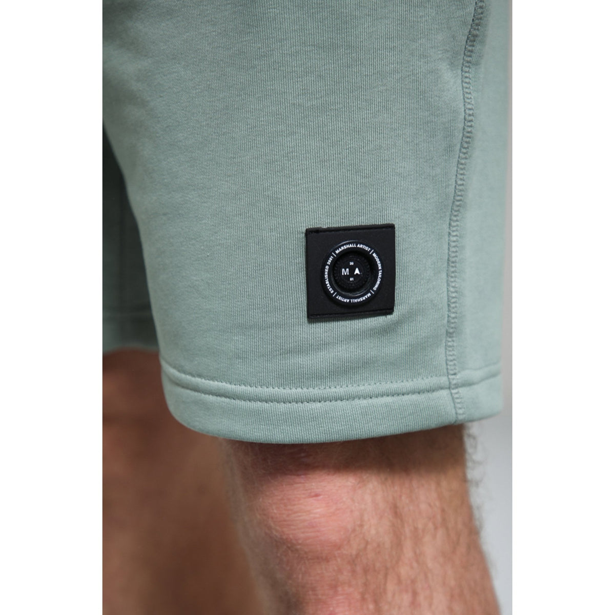 Marshall Artist | 1199 Micro Siren Jersey Circle Badge Logo Short