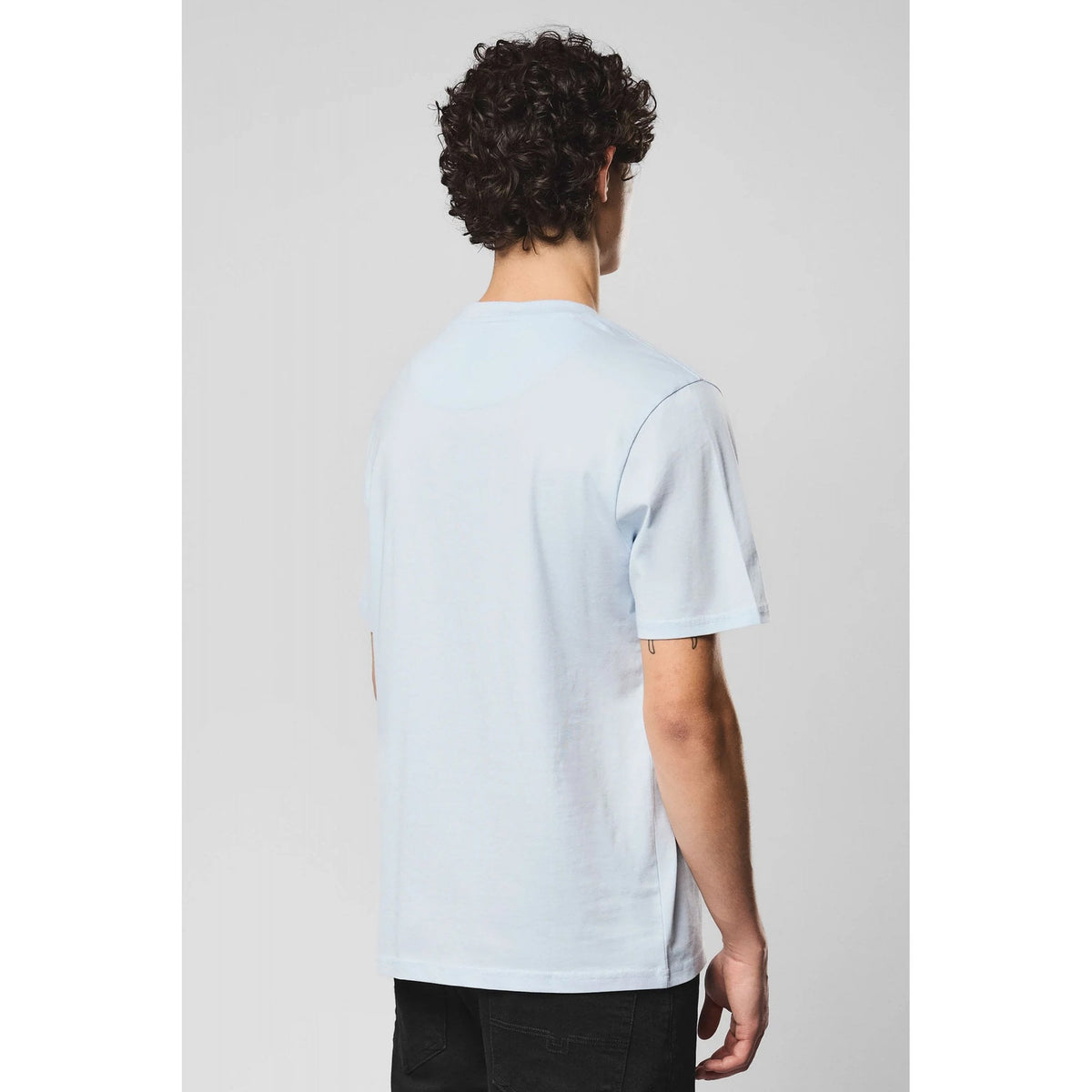 Weekend Offender TS1B01 Brooklands Small Badge Logo Half Sleeve T-Shirt