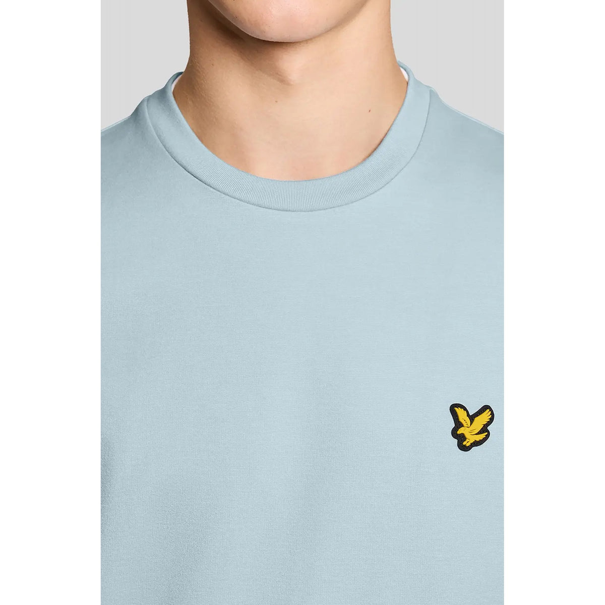 Lyle & Scott | ML2487SP Rubberised Logo Crew Neck Fleece Top - Sky Blue Lagoon