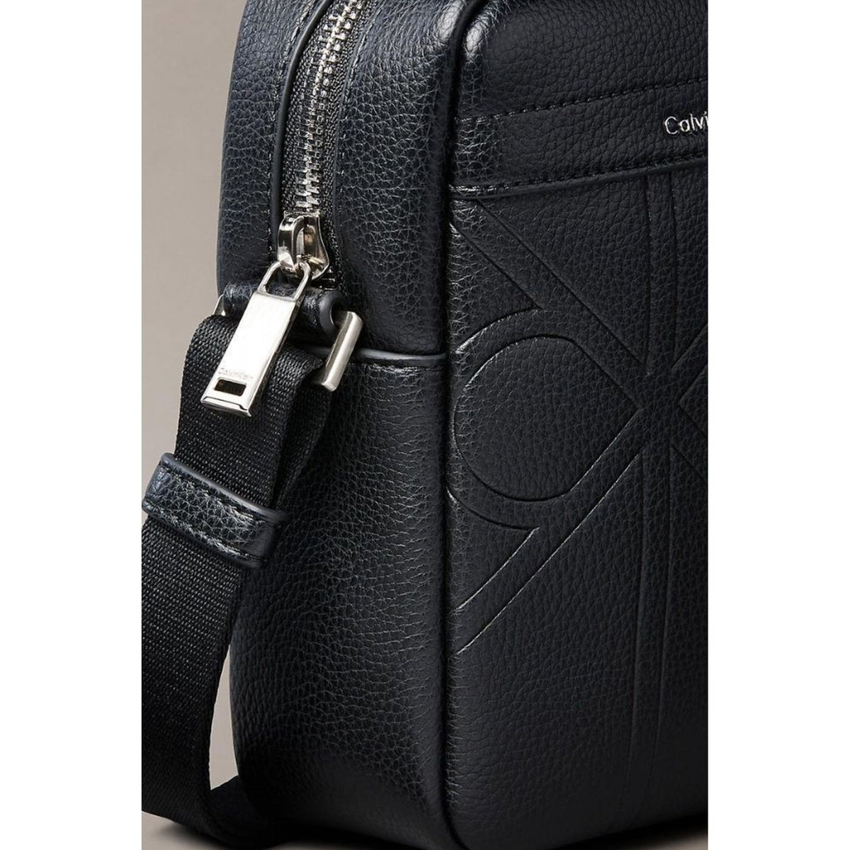 Calvin Klein Jeans | LV04D3331G Emblem Embossed Reporter Cross Body Bag - Black
