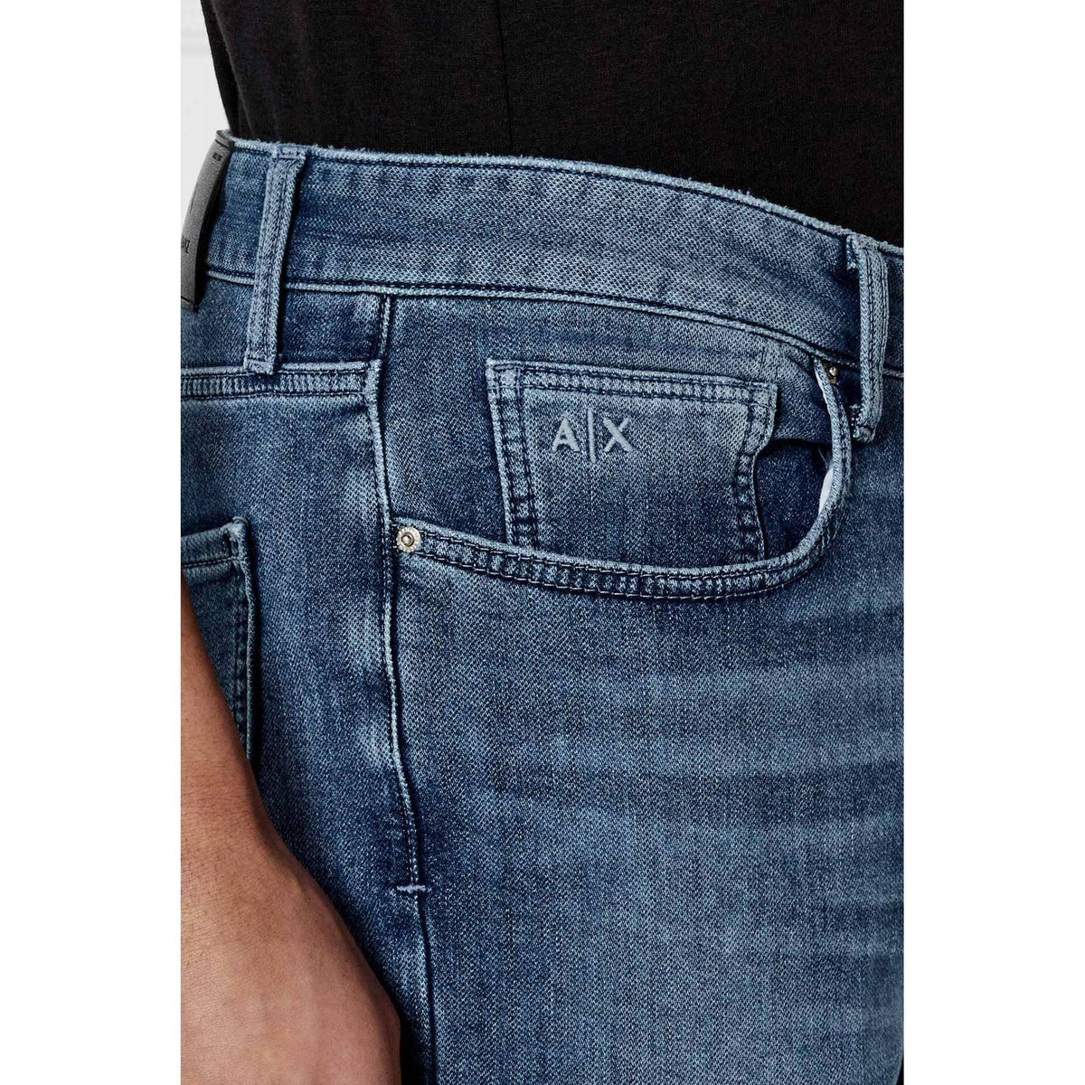 Armani Exchange | AX XM000070 AF14368 A|X Skinny Fit J14 Denim Jean - Blue Wash
