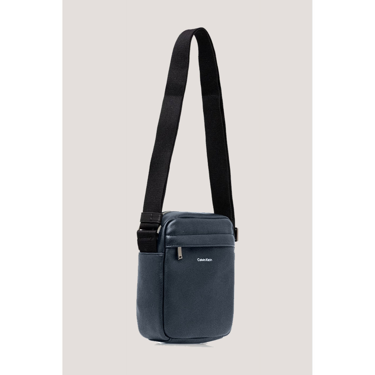 Calvin Klein Jeans | LV04D3160G Raised Reporter Cross Body Bag