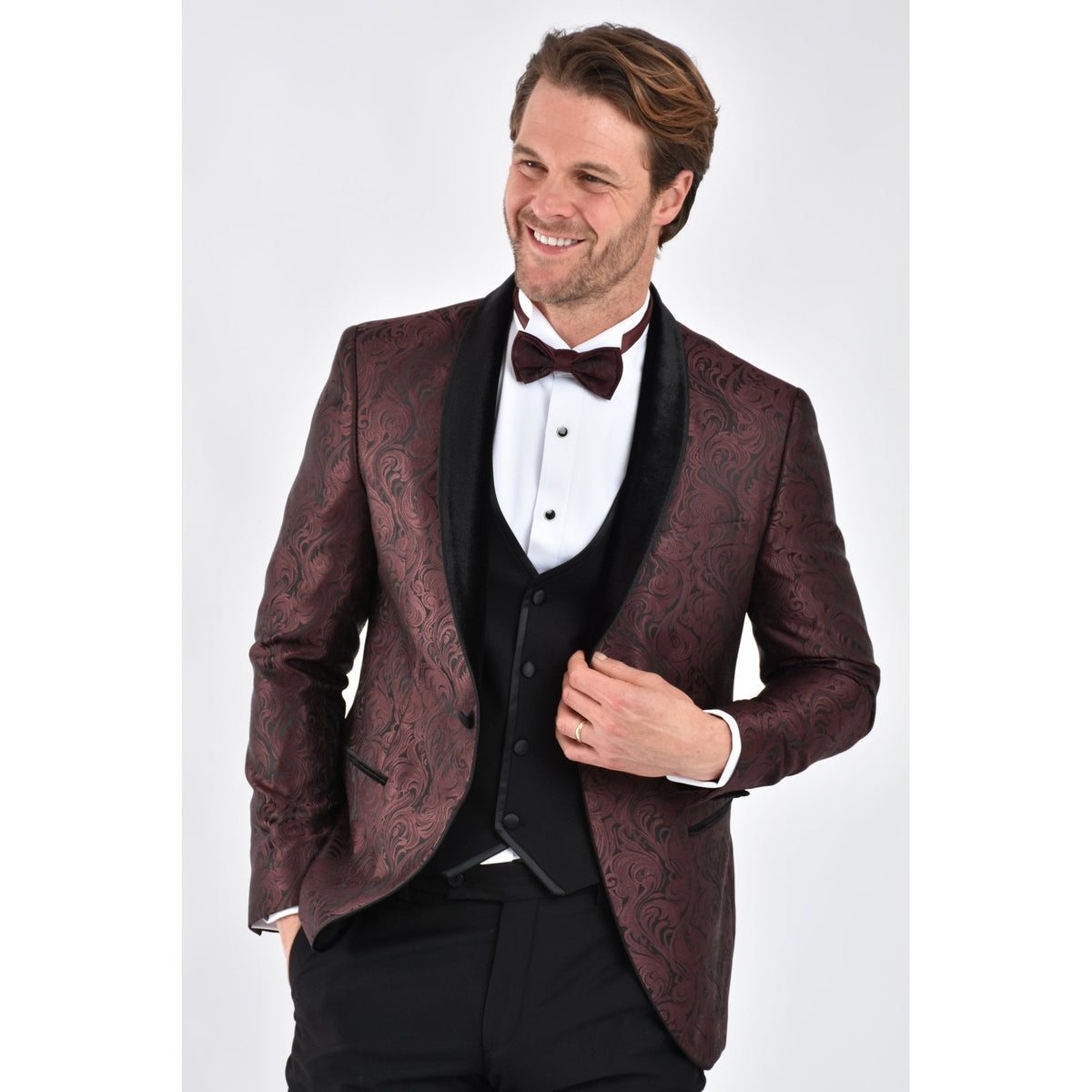 CB Norris Tailored Slim Fit Velvet Collar Paisley Pattern Dinner Blazer