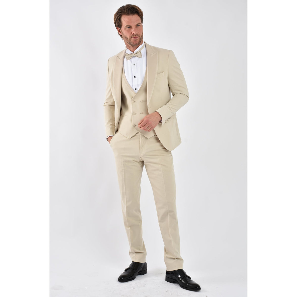 CB LA Tailored Slim Fit Smooth Fabric 3 Piece Suit - Beige