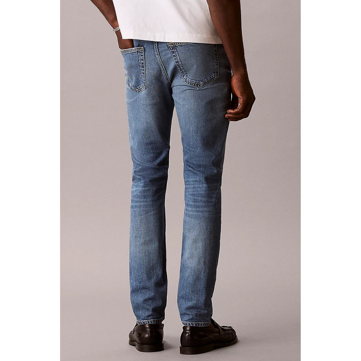 Calvin Klein Jeans | LV04RF742G Tapered Slim Fit Denim Jean - Blue Wash Tide
