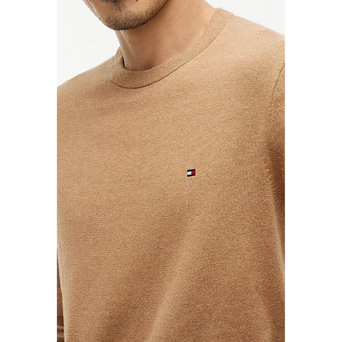 Tommy Jeans | DM20741 Brushed Fleece Small Flag Logo Crew Sweat Top
