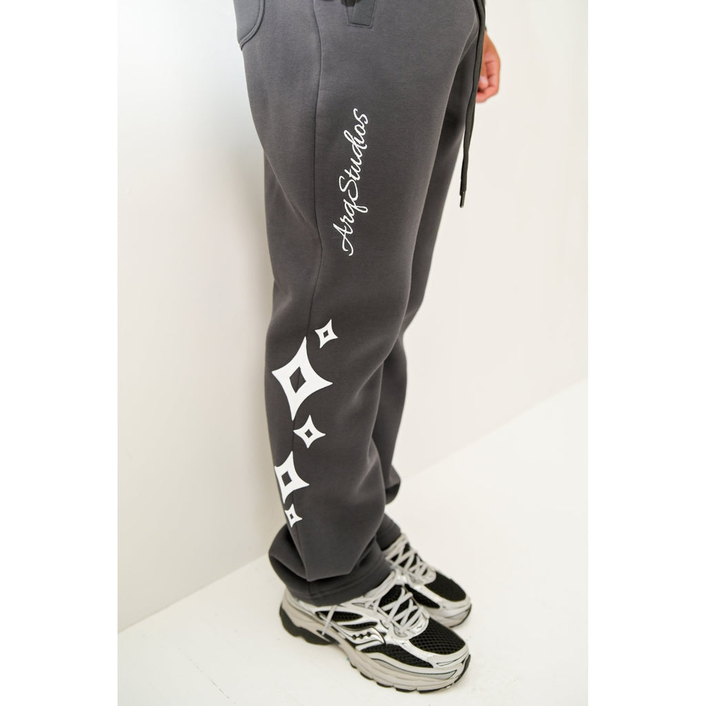 ARQ Studios | Global Street Diamond Stars Print Sweat Jogger - Dark Grey