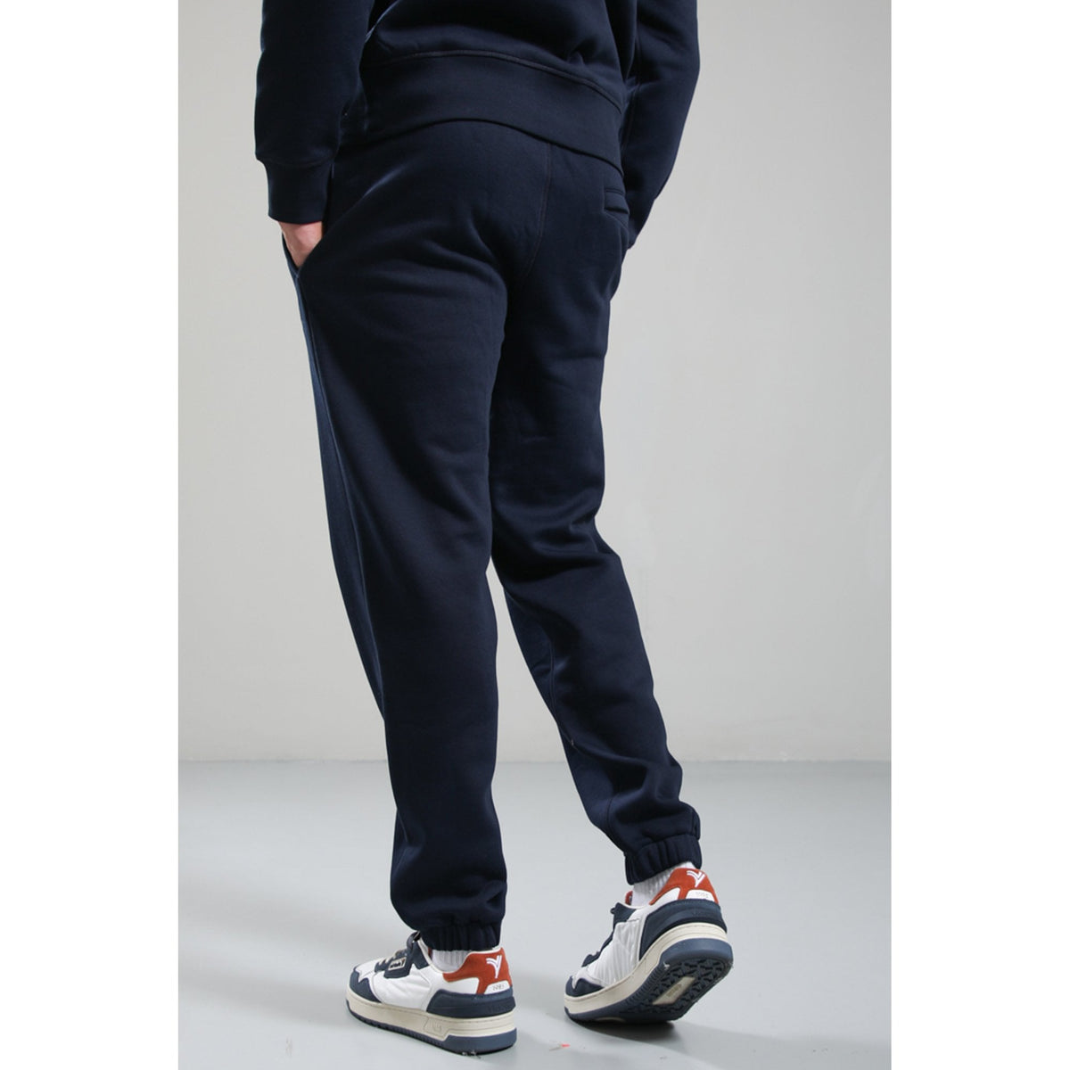Marshall Artist | 1128 Marchio Siren Woven Badge Jogger - Navy