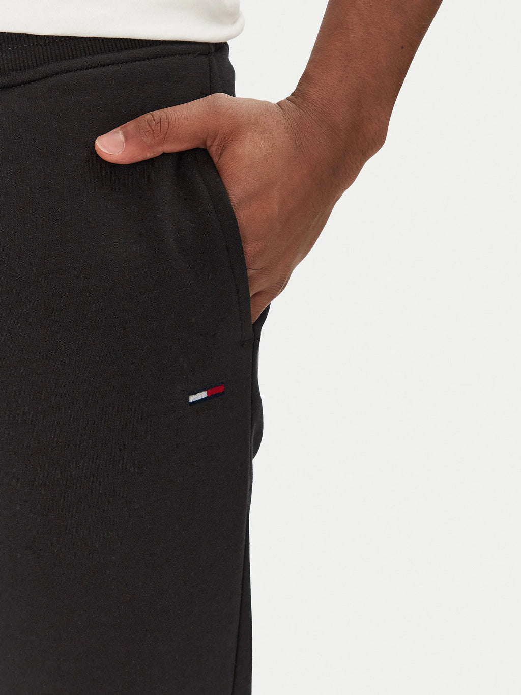 Tommy Jeans | DM20473 TJM Slim Fit Core Small Flag Logo Jogger