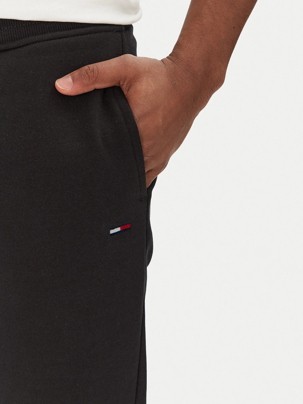 Tommy Jeans | DM20473 TJM Slim Fit Core Small Flag Logo Jogger
