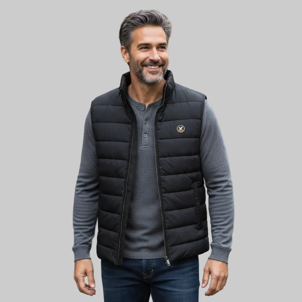 Lyle & Scott | JK2562V Tartan Lined Lightweight Padded Golden Logo Quilted Gilet - Black