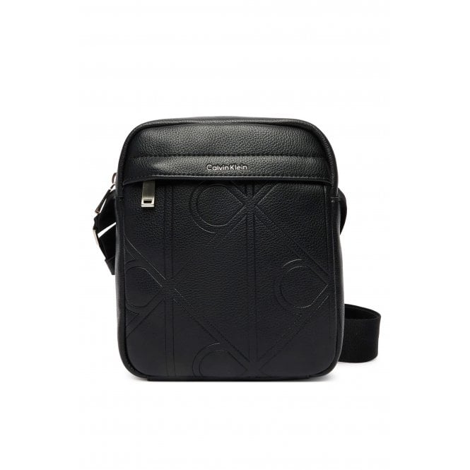 Calvin Klein  Jeans | LV04D3331G Emblem Embossed Reporter Cross Body Bag - Black